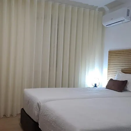 Vista Castelo Alojamento de Acomodação e Pequeno-almoço *